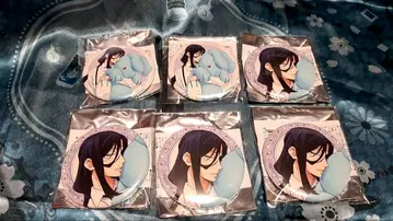 바니타스의 수기 rabbit 캔뱃지 올리비에