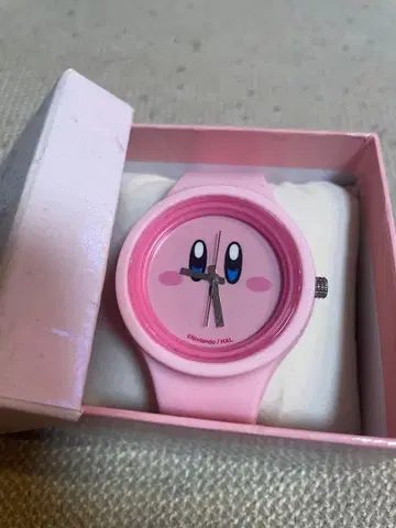 닌텐도 커비 핑크 워치