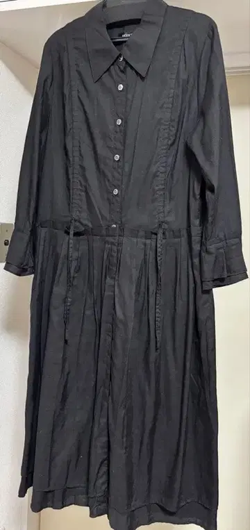 잉게보그 블랙 셔츠 원피스 긴팔