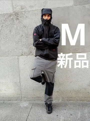 DESCENTE x JJJJound 하드 쉘 재킷