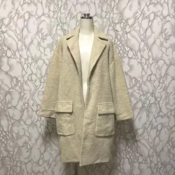 ASTRAET 스트럿 디자인 코트