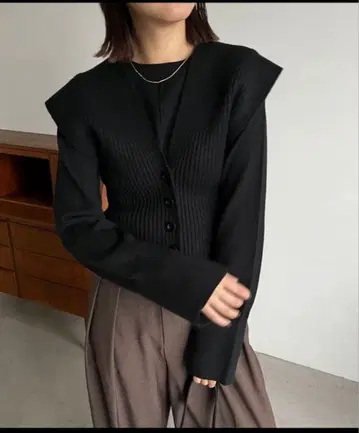 리브 편직 긴팔 니트 블랙 화이트