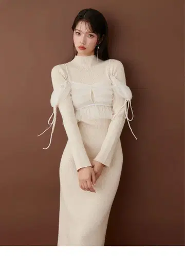 [새상품] [스나이델] 튤 상의 & 니트 원피스 세트