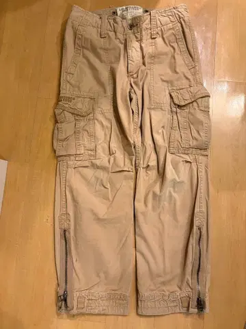 Abercrombie&Fitch 플라이트 카고 팬츠 베이지