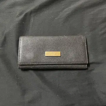 FURLA 블랙 키케이스 정가 2만 엔 초과