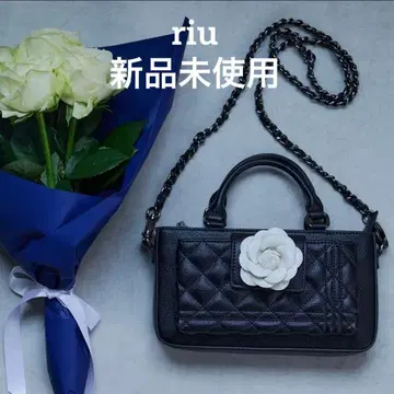 riu 폰백 Rose phone bag 블랙 장미 로즈