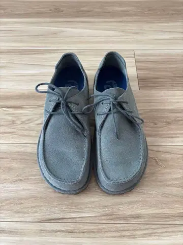 버켄스탁 우티 레이스