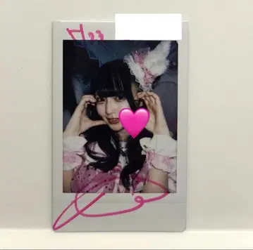 나란 노도카 폴라로이드 사인 포함