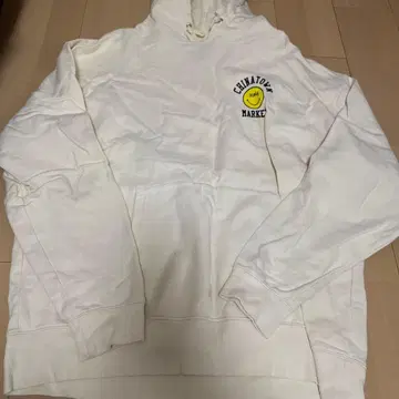 X-girl과 CHINATOWN MARKET 콜라보 후드 부착 후드티