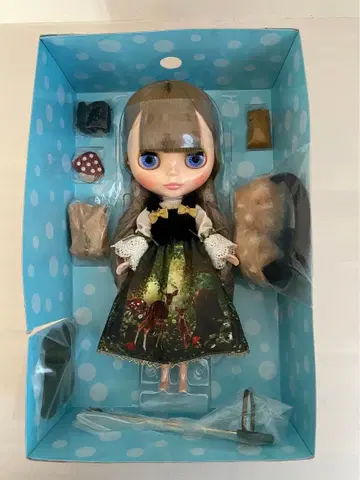 디어 포레스트 네오 브라이스 디어 포레스트 디어 아웃핏