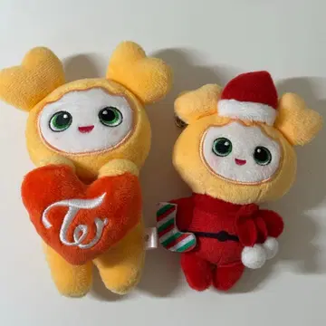 TWICE 러블리 지브리 걸이형 참 크리스마스 산타 지효