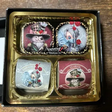 제5인격 모서리 캔뱃지 봉봉&이솝