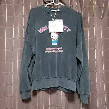 헬로키티 자라 키티 맨투맨