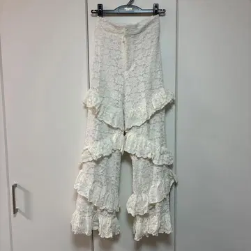 poppy 아사기니뇨 레이스 프릴 팬츠 M