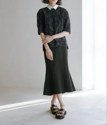 새상품 weakend. 위크엔드 분또 머메이드 스커트 2 블랙