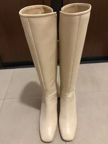 DIANA 아이보리 롱 부츠 23.5cm