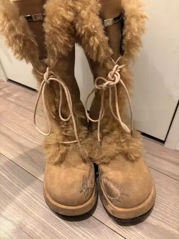 loulouseoul Puffy fur boots beige 부츠