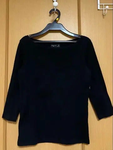 에네스베 코튼 100% 7부 소매 티셔츠 블랙