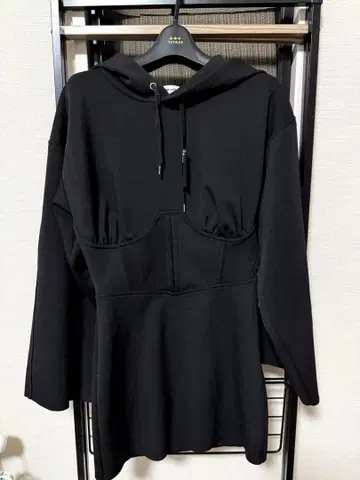 melt the lady 코르셋 미니 원피스