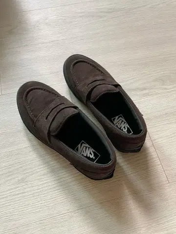 품귀 VANS 스케이트 로퍼 V196CF 브라운 박스 포함