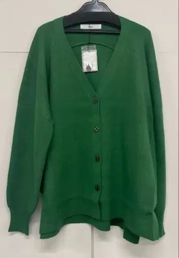 Mal.레레레 라이브 커머스 그린 V넥 가디건 그린 새상품