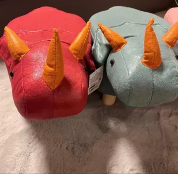 다이너소어 체어 2개 세트