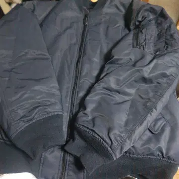 유니클로 MA-1 블루종 네이비 XL 사이즈 새상품급