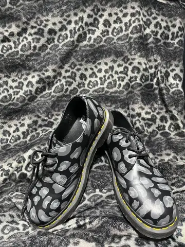 Dr.Martens 디스토티드 레오파드 옥스퍼드 슈즈