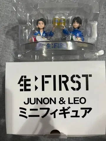 E: FIRST JUNON & LEO 미니 피규어