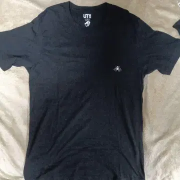 UNIQLO 헌터x헌터 L 사이즈 티셔츠