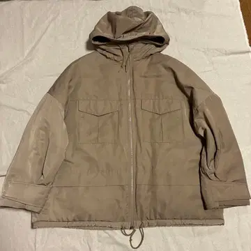 XL 유니클로 화이트 마운티니어링 하이브리드 다운 오버사이즈 파카