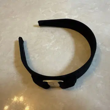 페라가모 머리띠