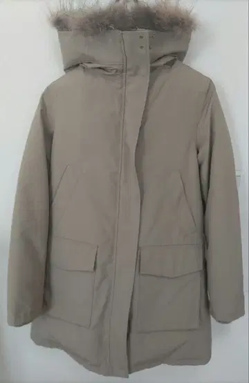 green label relaxing 후드 부착 다운 자켓