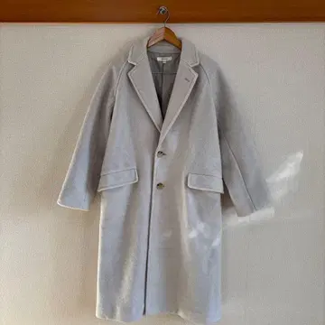 라이트 그레이 테일러드 롱 코트