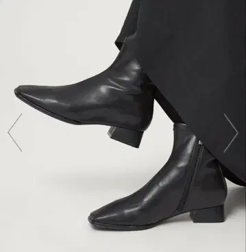 유나이티드 애로우즈 스퀘어 스트레치 숏부츠 24.5