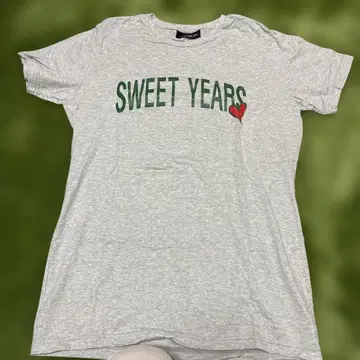 SWEET YEARS 그레이 티셔츠 M
