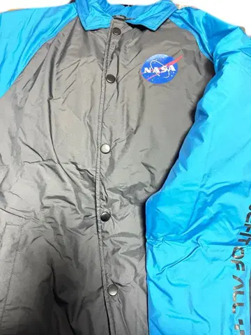 VANS NASA 콜라보