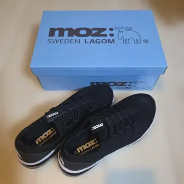 moz LAGOM 블랙 슬립온