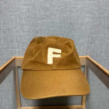 브라운 F 자수 캡