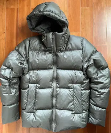 피레넥스 다운 22AW 샤론 L 사이즈 카키 중고