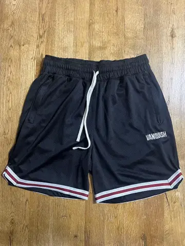 VANQUISH 블랙 스트라이프 숏팬츠