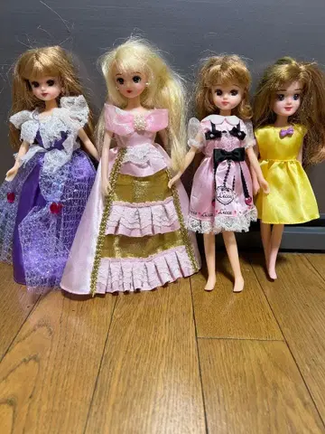 리카짱 인형 4체 세트