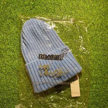 새상품 세일 50% OFF 댄스 위드 드래곤 치비드라 니트 모자 미사용