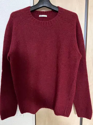 ZARA 크루넥 니트 스웨터