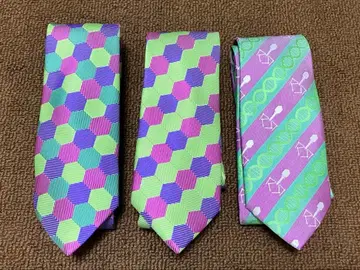 약리흉실 쿠라레 선생님 넥타이