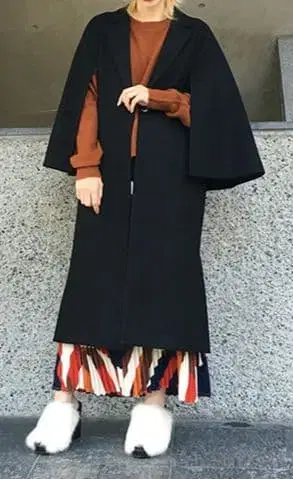 OSMOSIS 블랙 슬릿 롱 코트 롱 자켓 레이어드 스타일