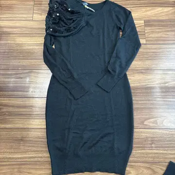 블랙 니트 원피스