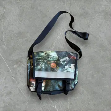 THE NORTH FACE 숄더백 우주 패턴 메신저