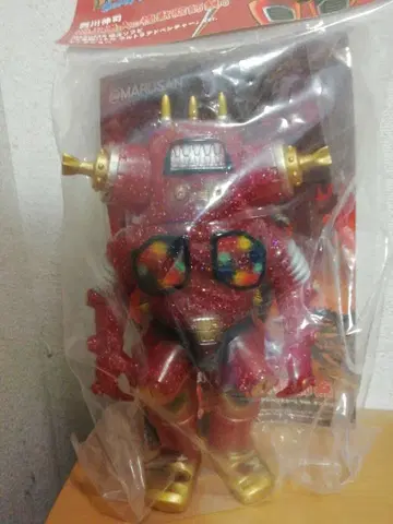 마루산 킹 조 450 레드 소프트 비닐 울트라맨