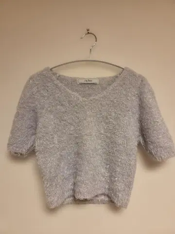 2Lily Brown 라이트 그레이 V넥 반팔 니트 F